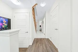 1227 Mulroney Heights