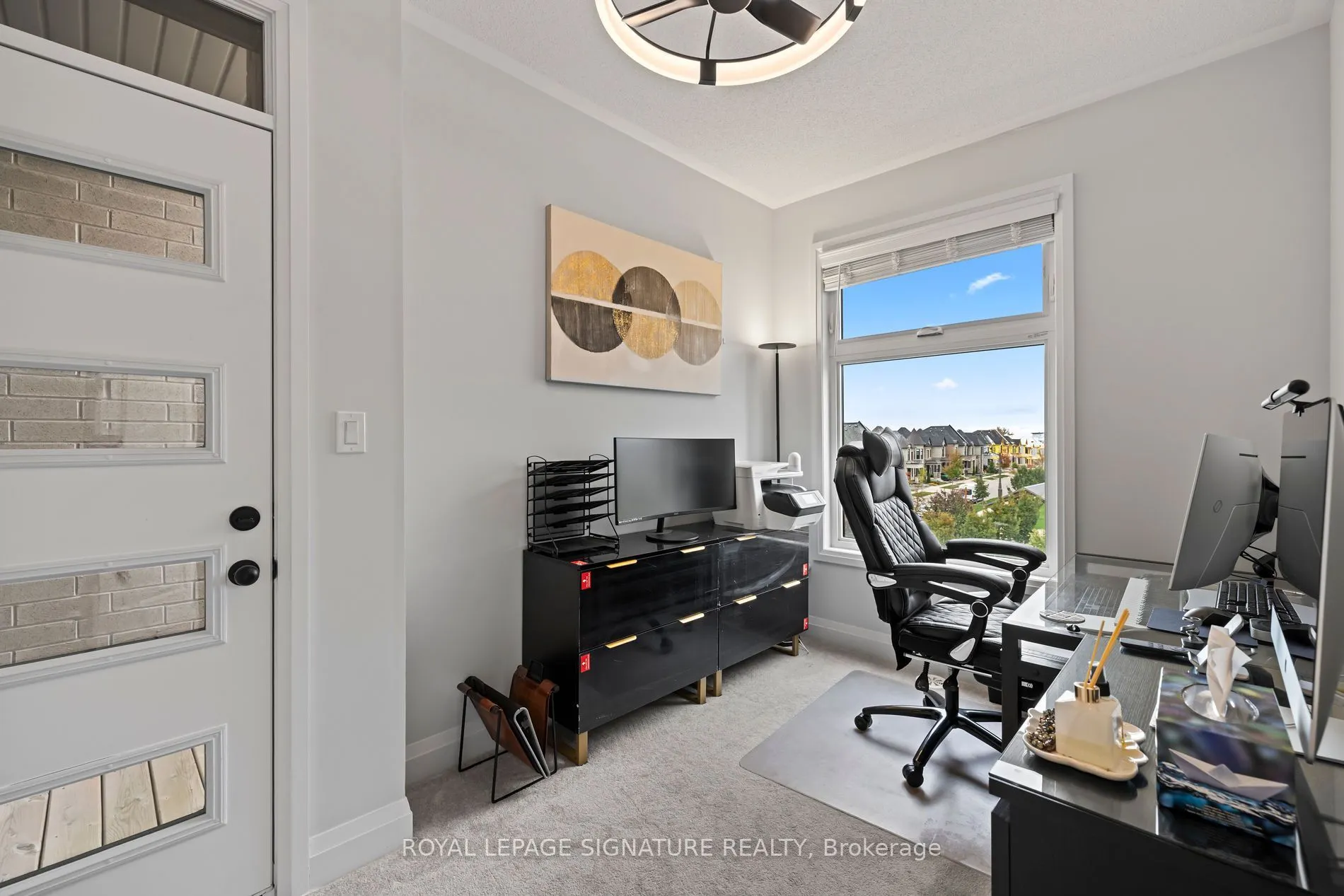 2542 Littlefield Crescent