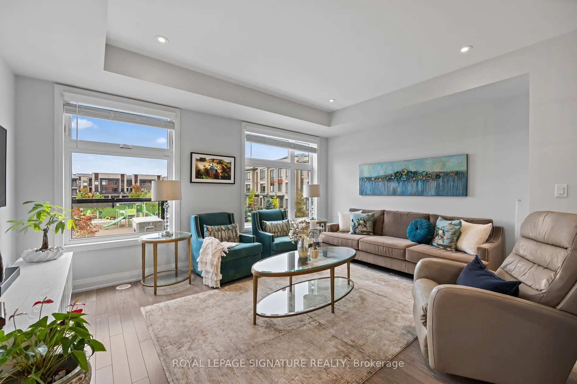2542 Littlefield Crescent