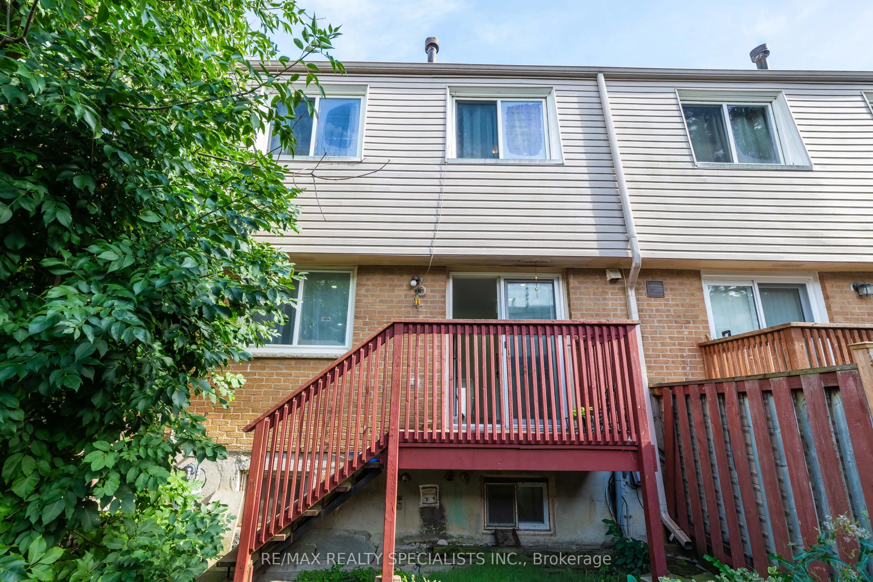3525 Brandon Gate Drive #11