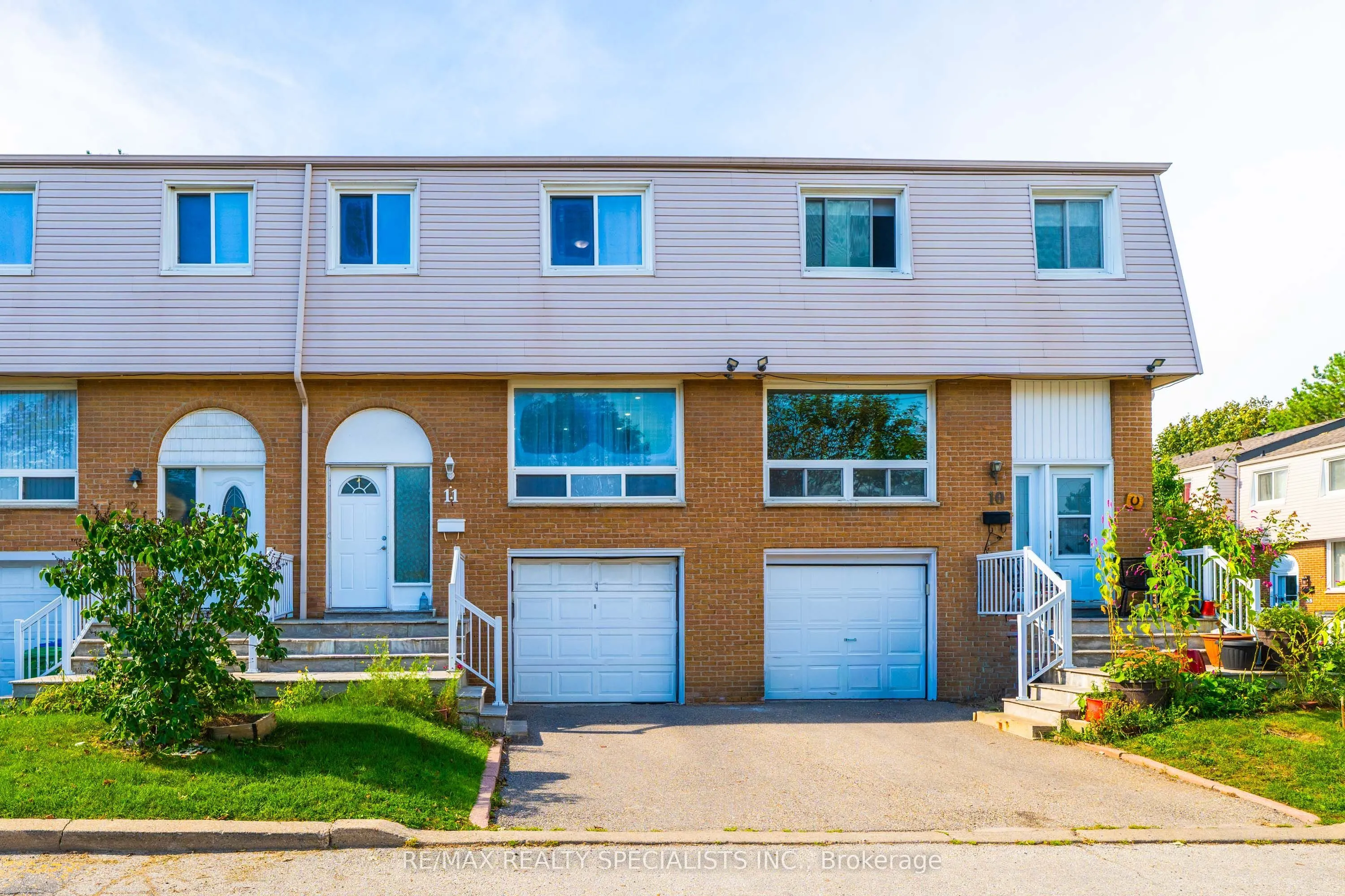 3525 Brandon Gate Drive #11