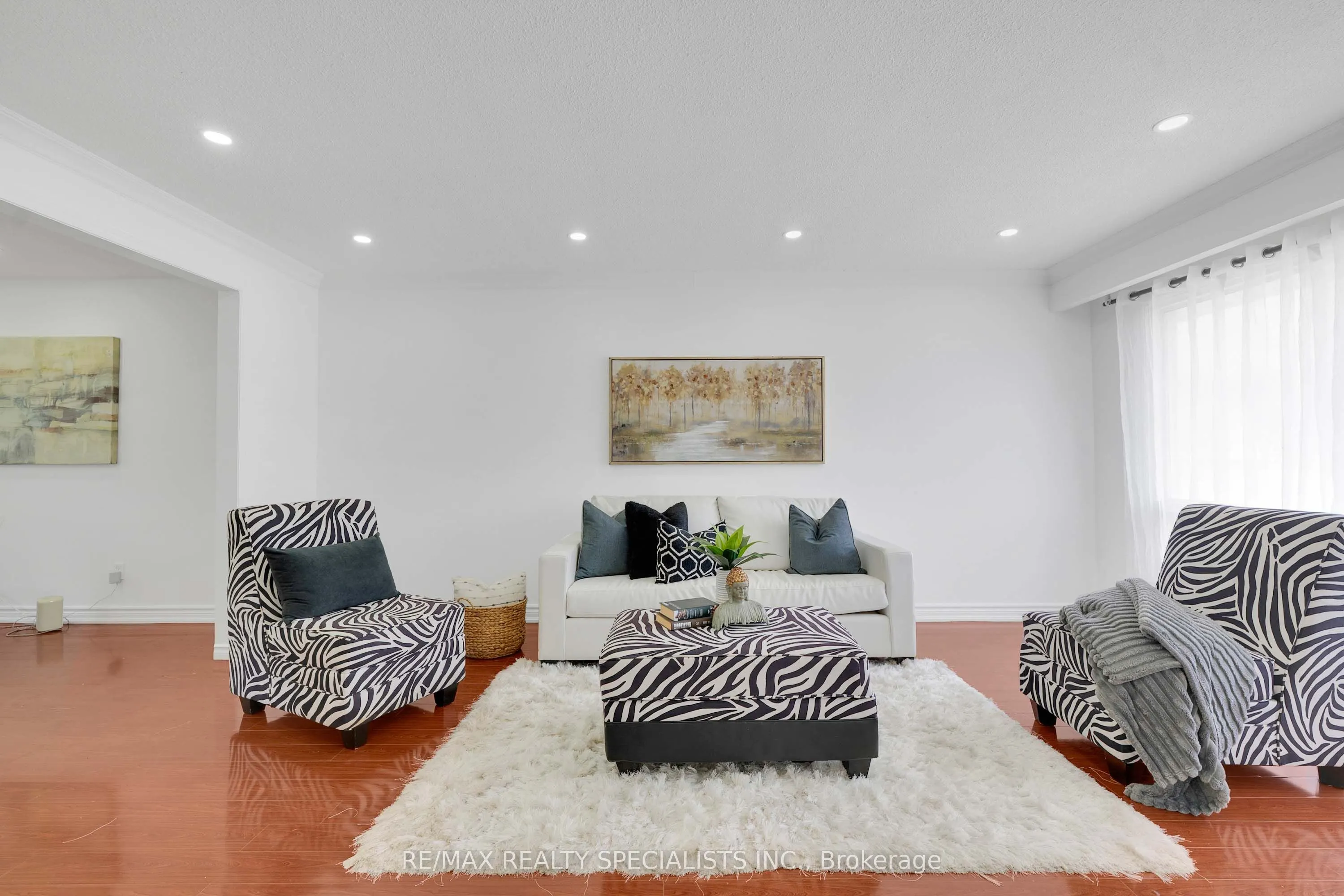 3525 Brandon Gate Drive #11