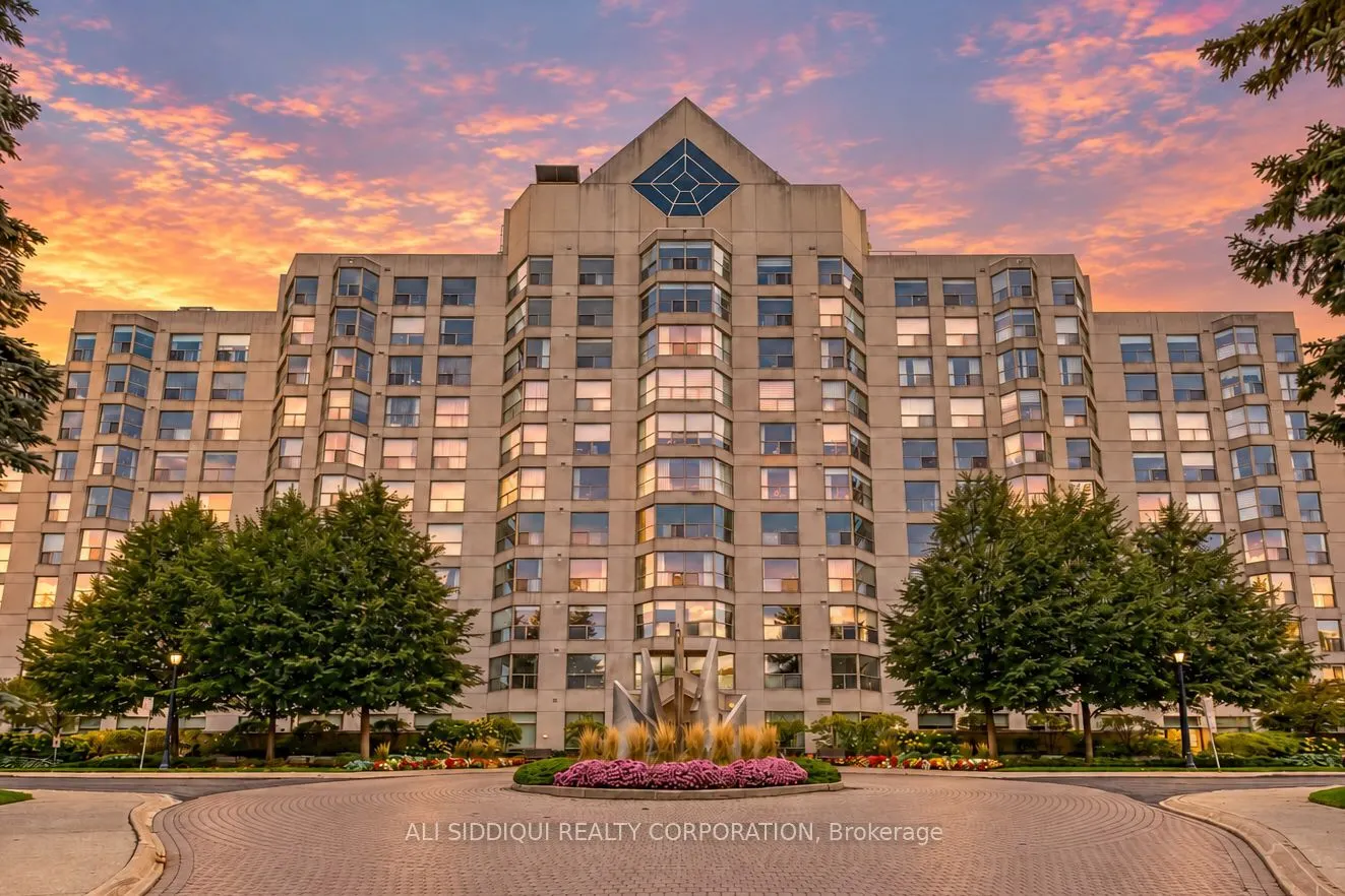 1700 The Collegeway #801