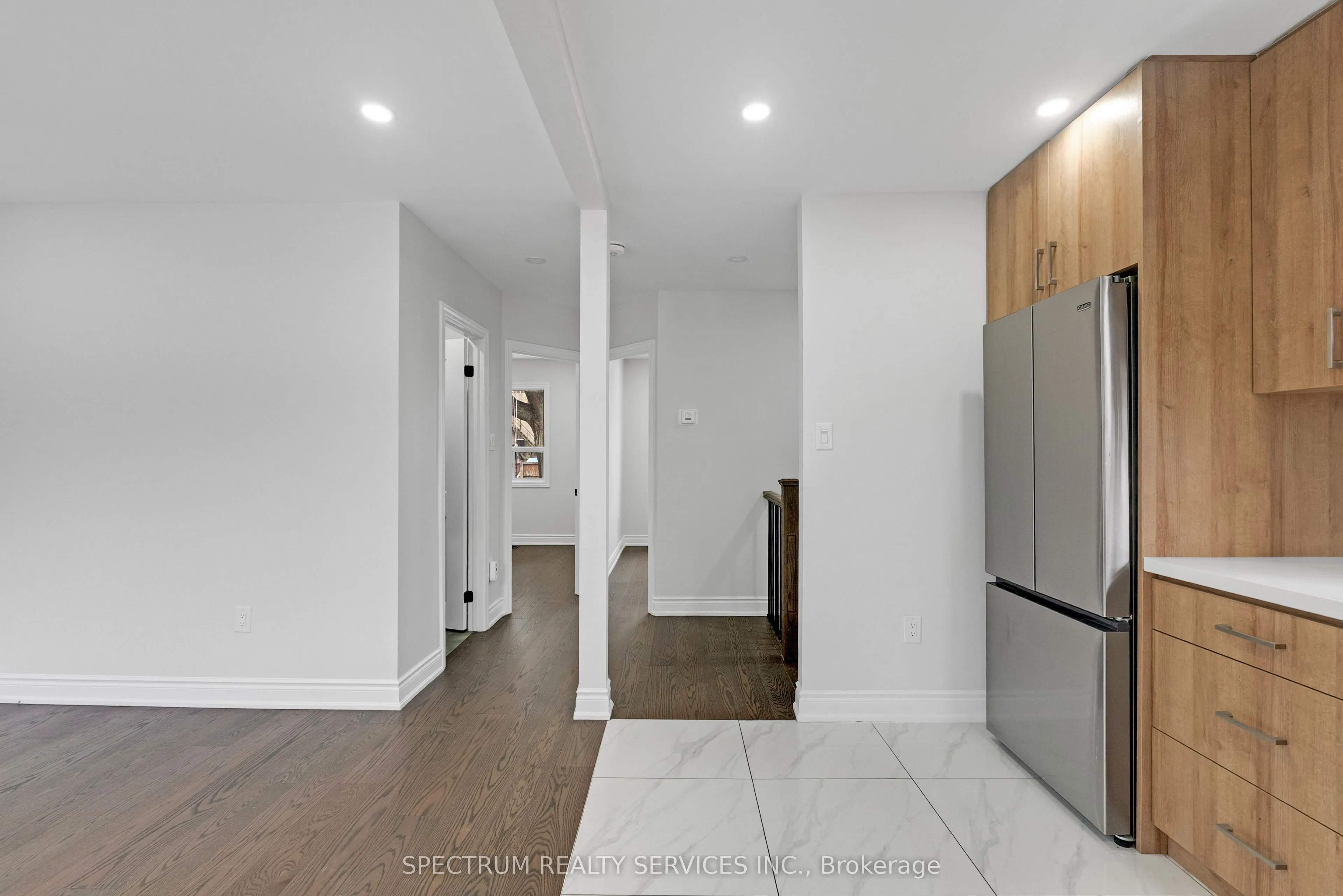 11 Vimy Avenue