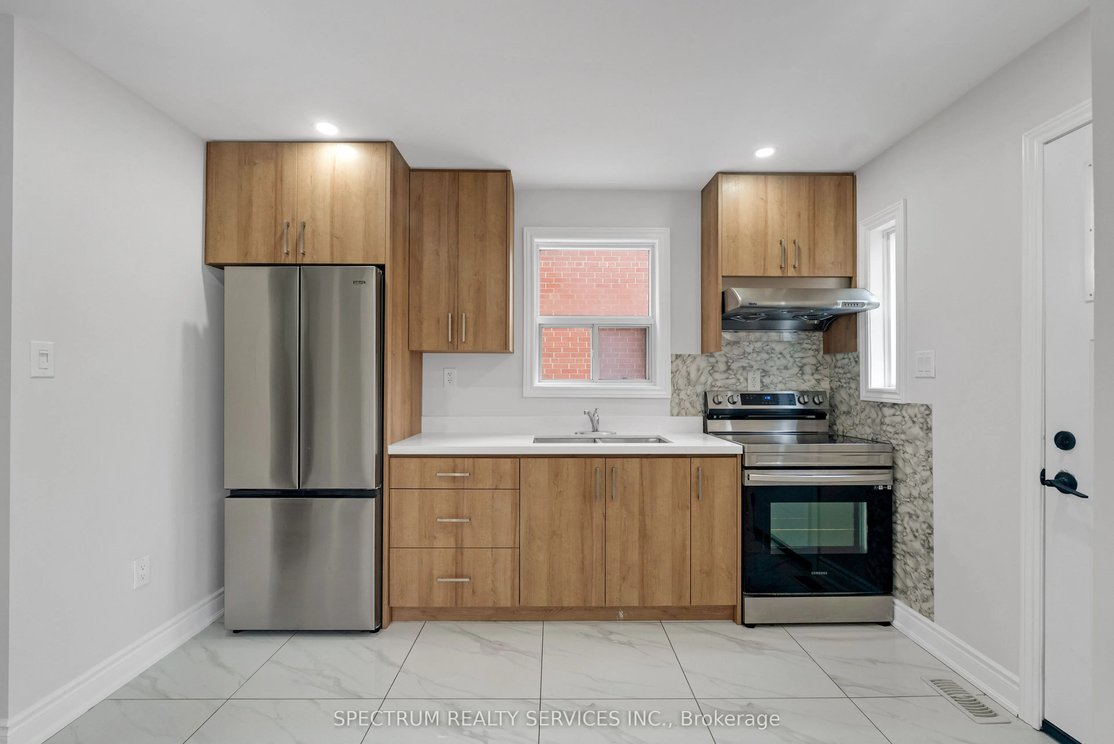 11 Vimy Avenue