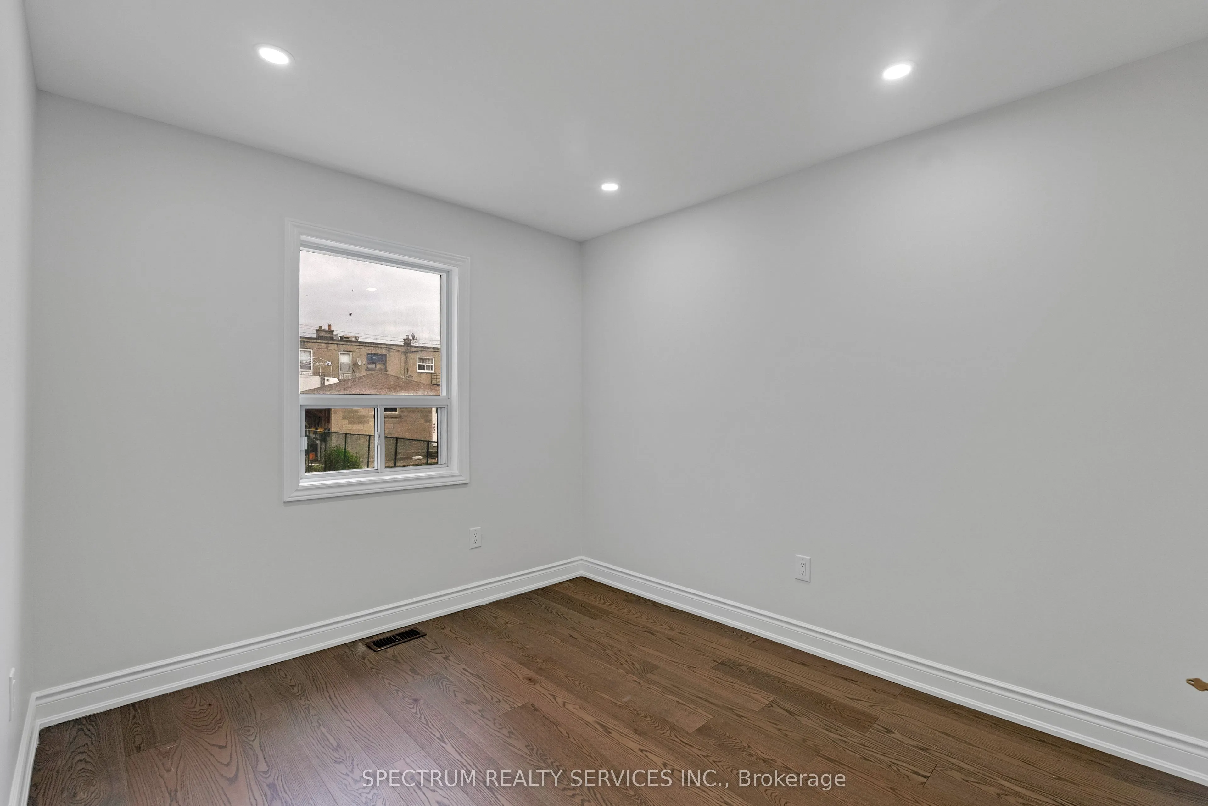 11 Vimy Avenue