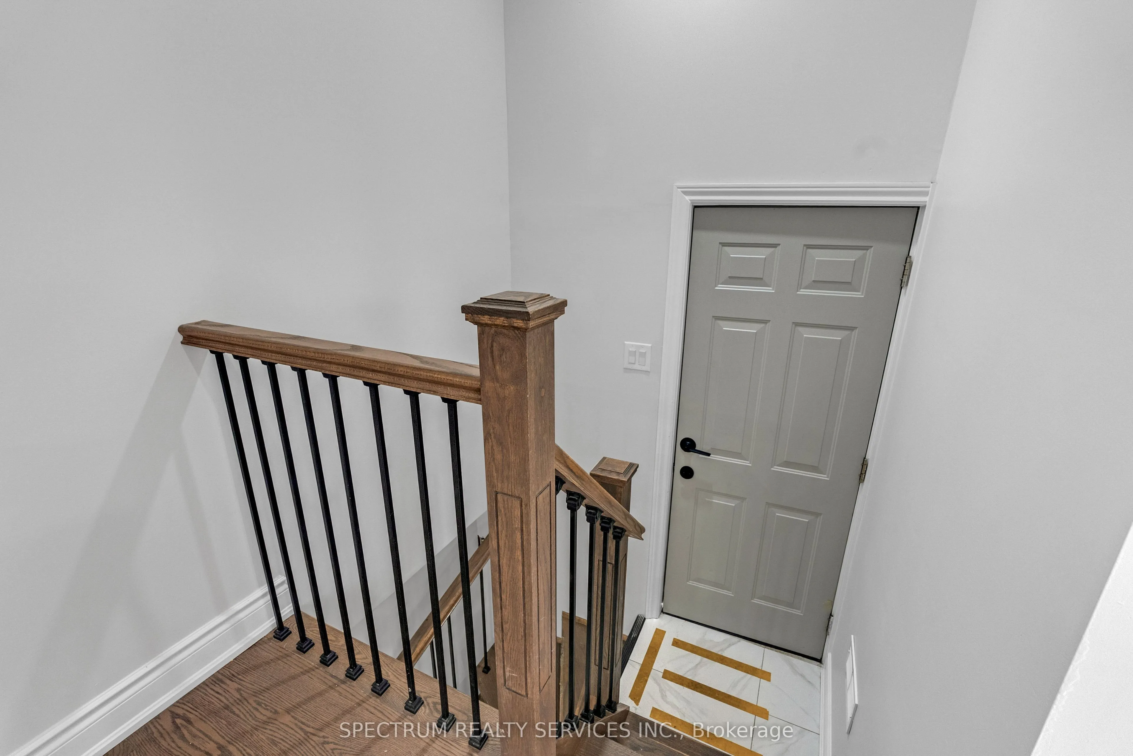 11 Vimy Avenue