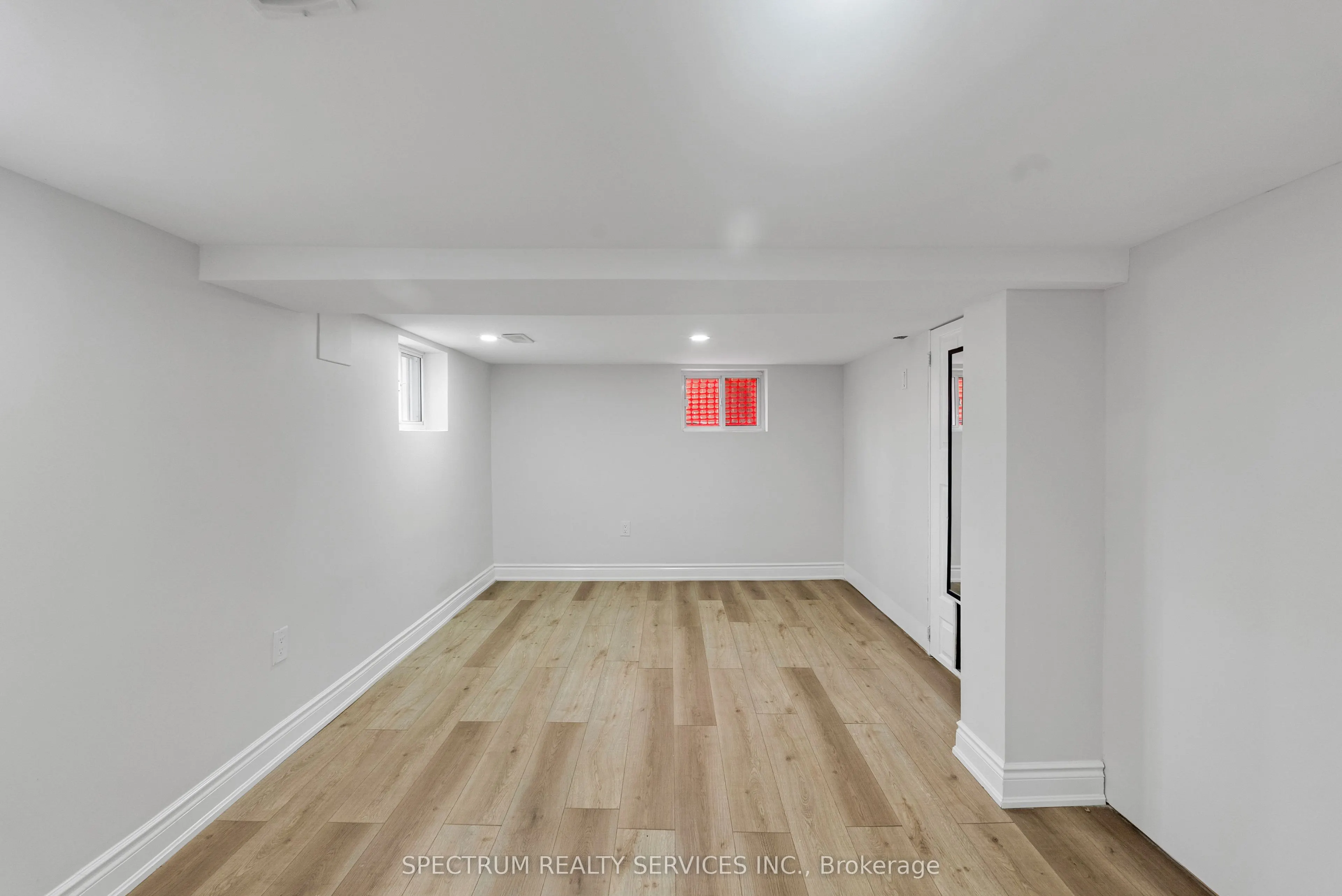 11 Vimy Avenue