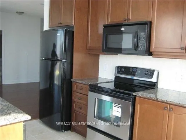 80 Absolute Avenue #1409