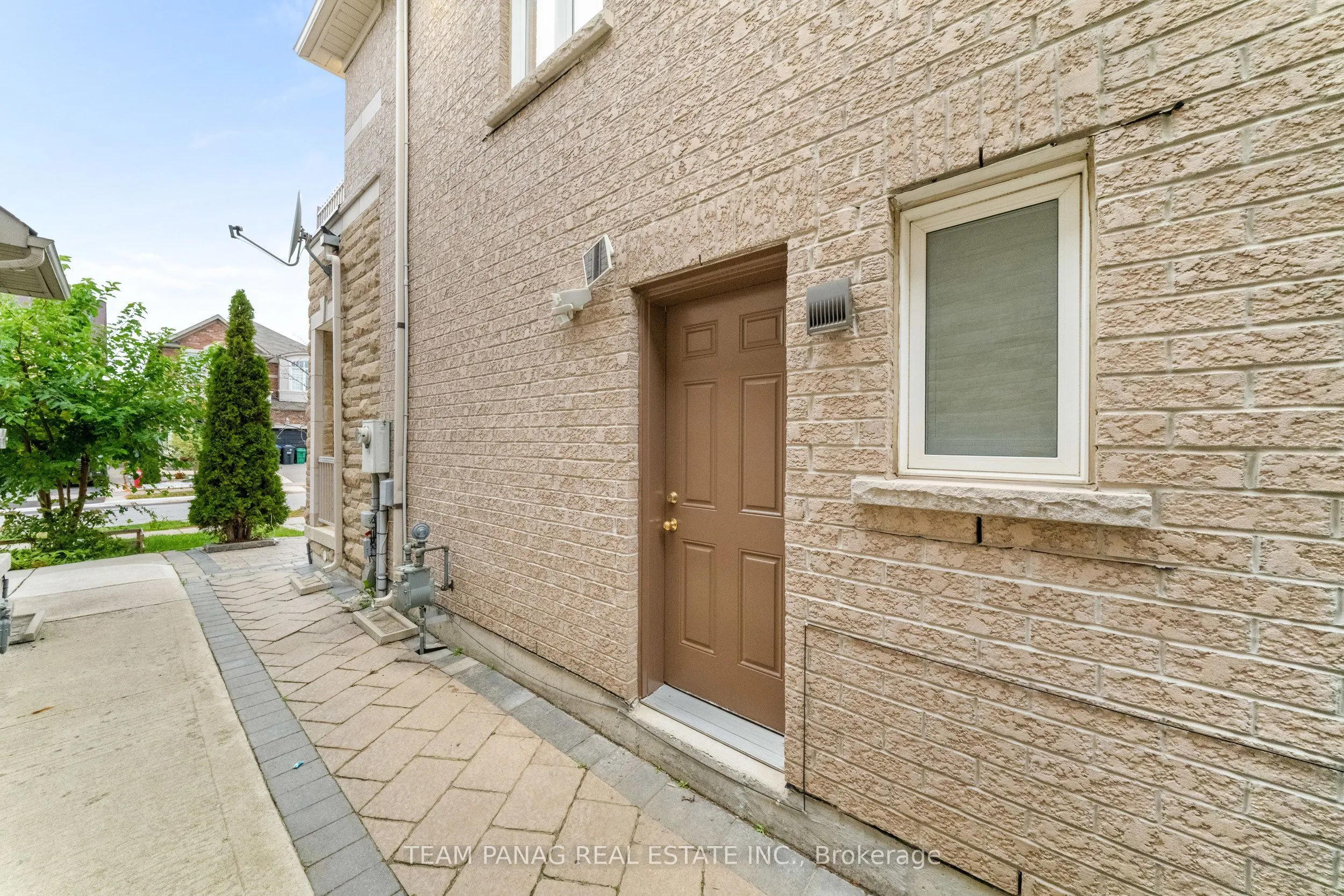23 Bliss Street
