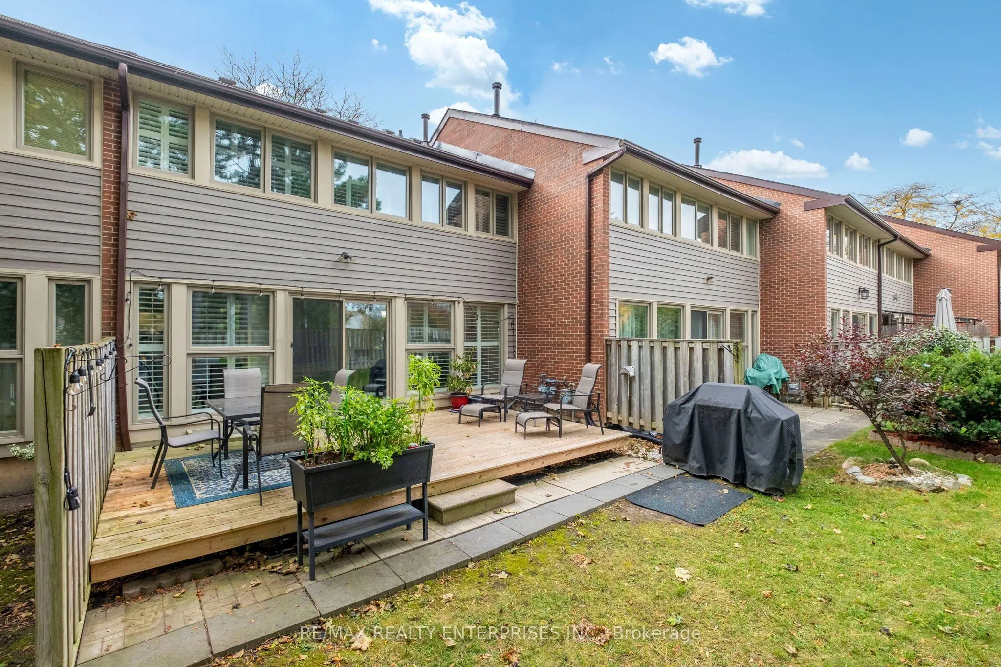 2881 Windwood Drive #82