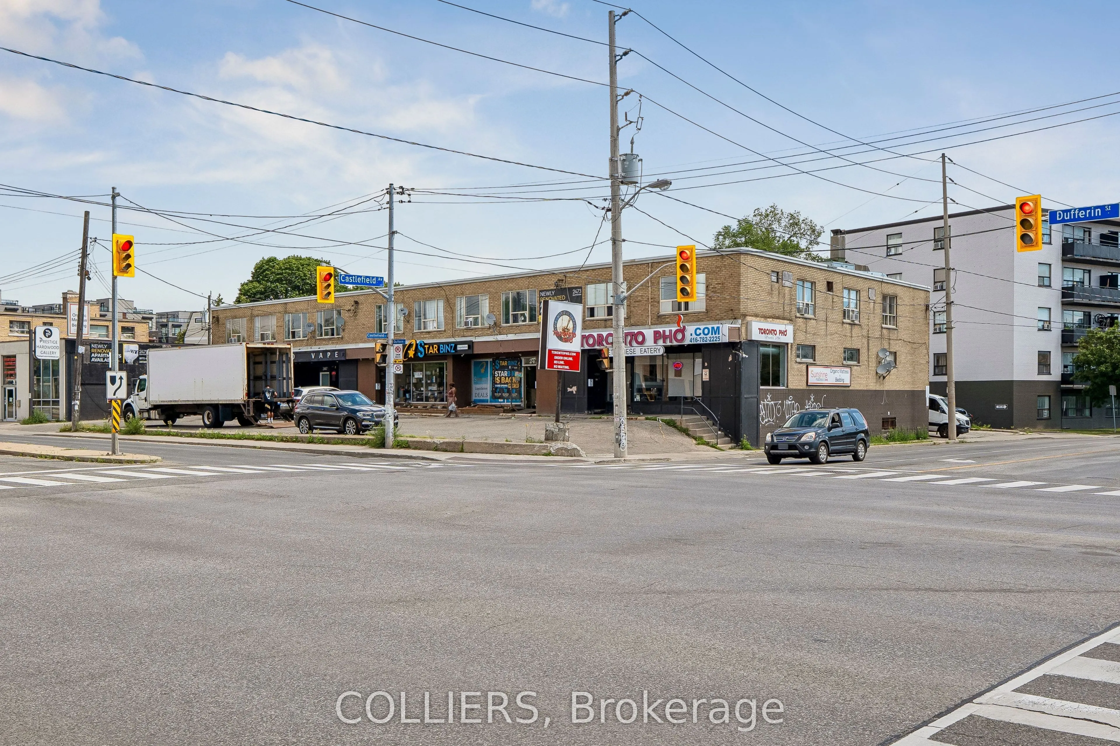 2473 Dufferin Street