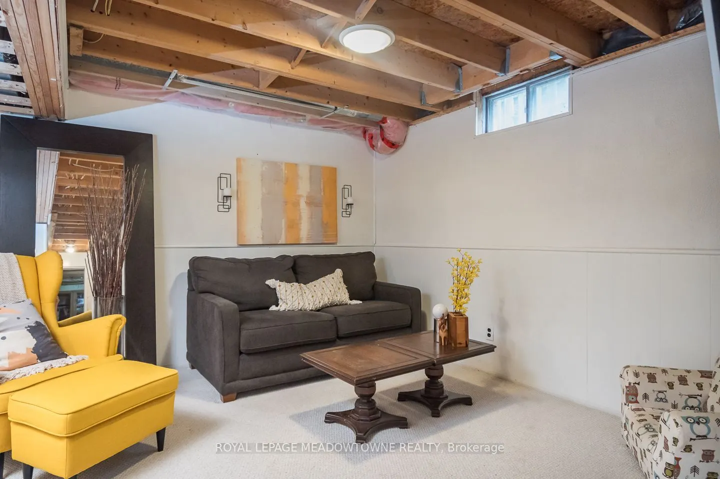 823 Laurier Avenue