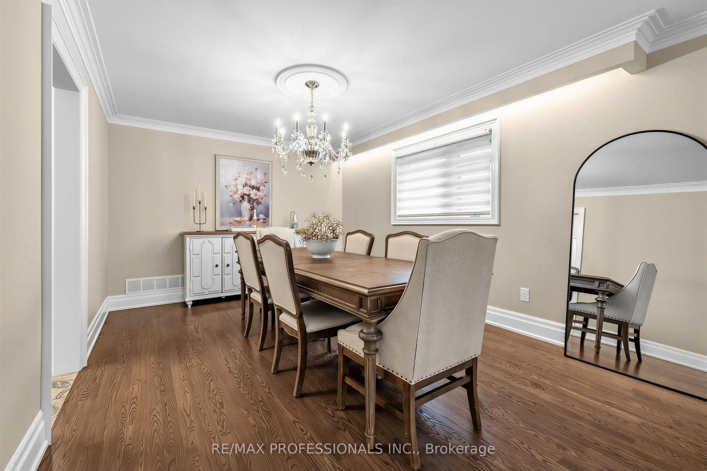 182 Gracefield Avenue