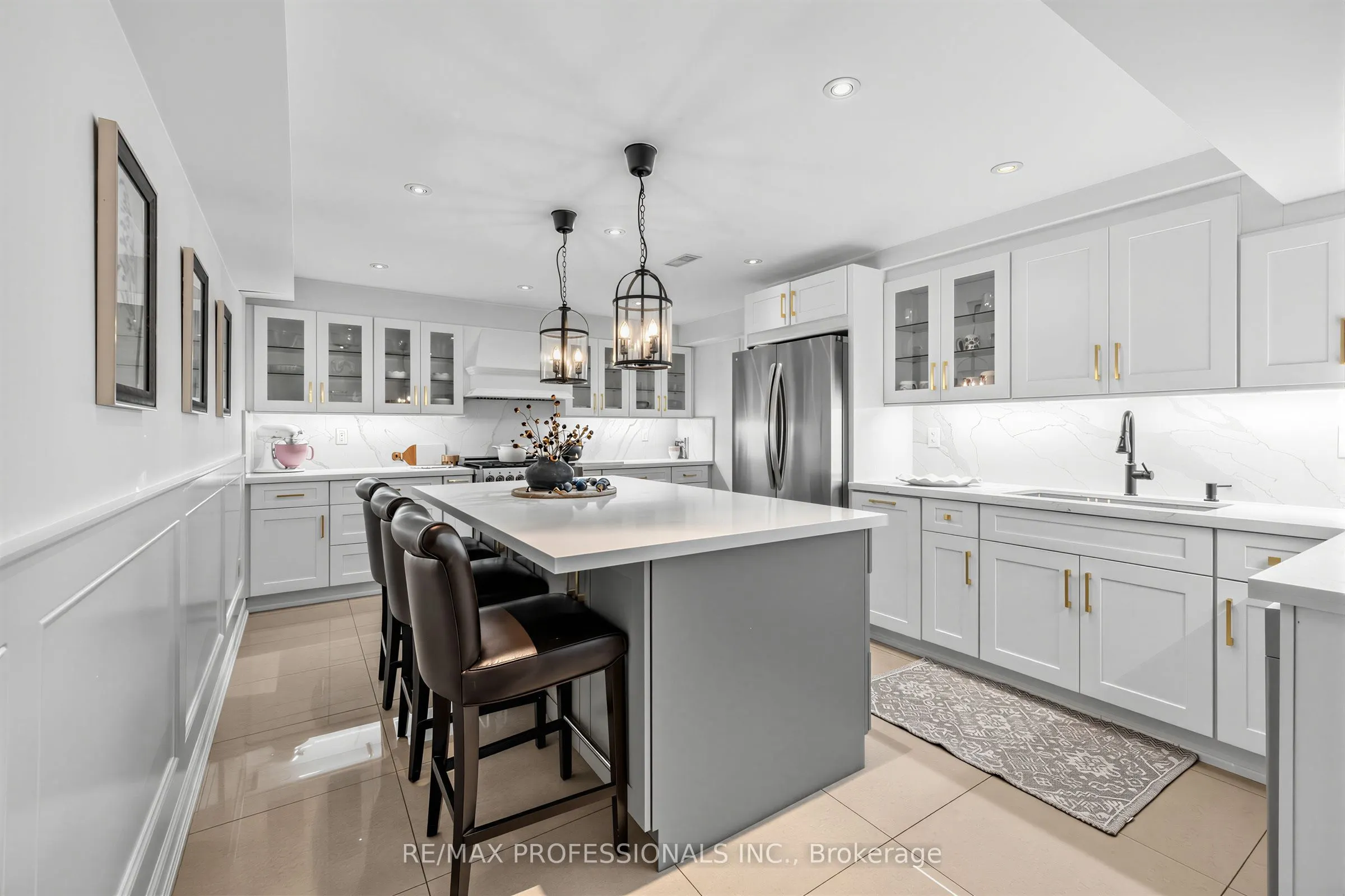 182 Gracefield Avenue