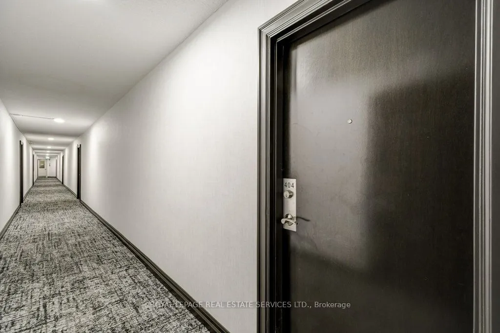 212 Kerr Street #404