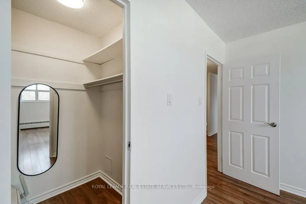 212 Kerr Street #404