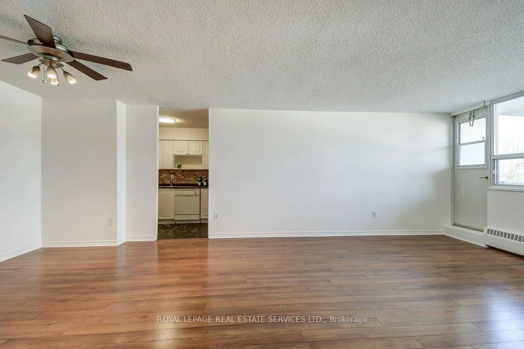 212 Kerr Street #404