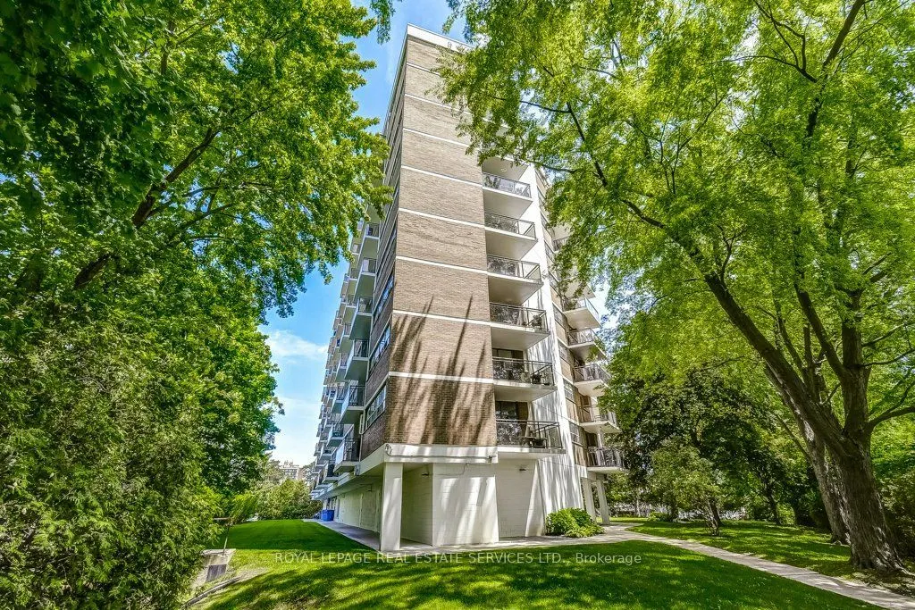 212 Kerr Street #404