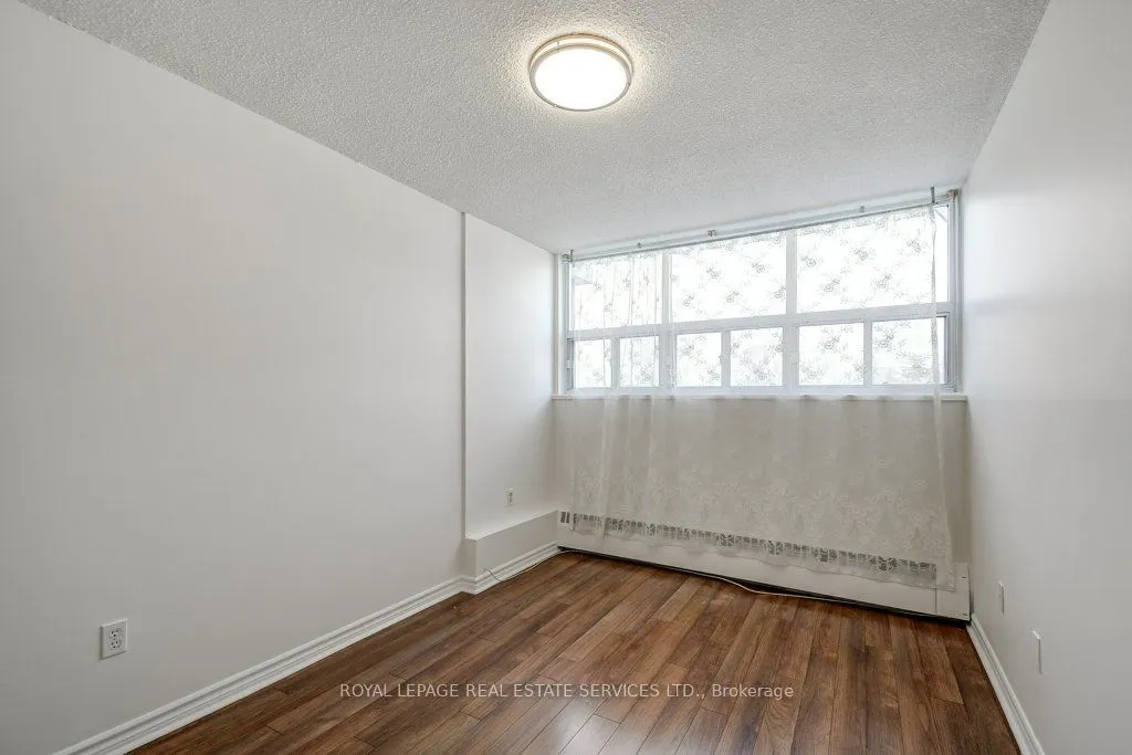 212 Kerr Street #404