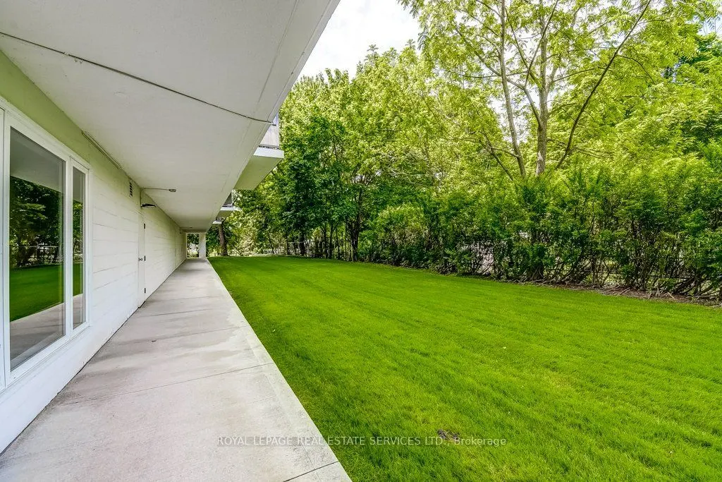 212 Kerr Street #404