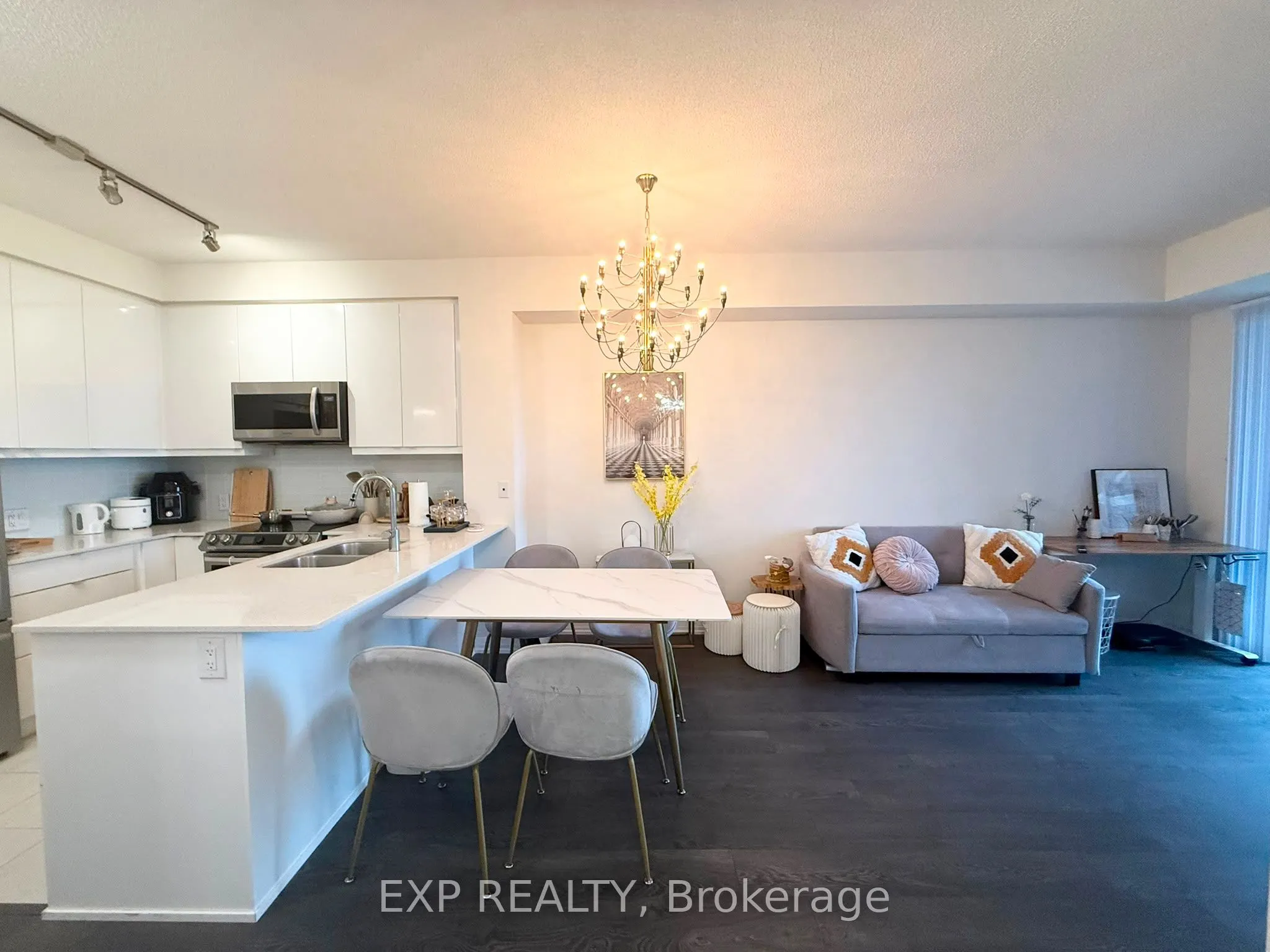 50 Thomas Riley Road #520