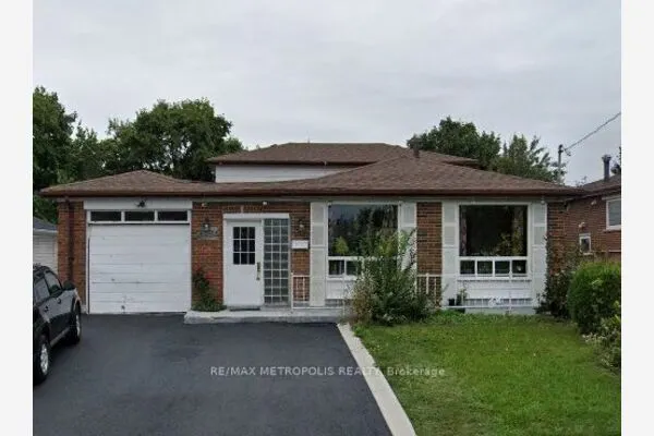 3794 Woodruff Crescent