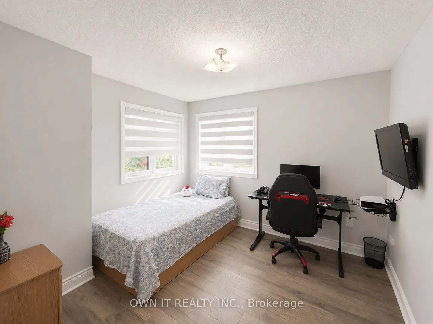 137 Prairie Rose Circle