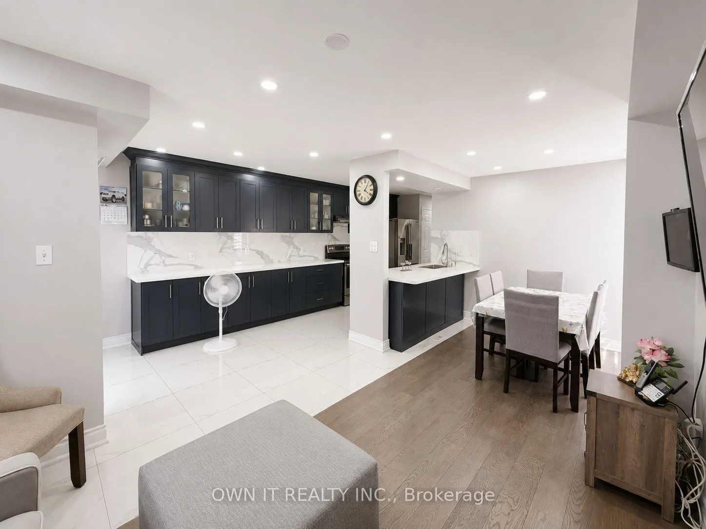 137 Prairie Rose Circle