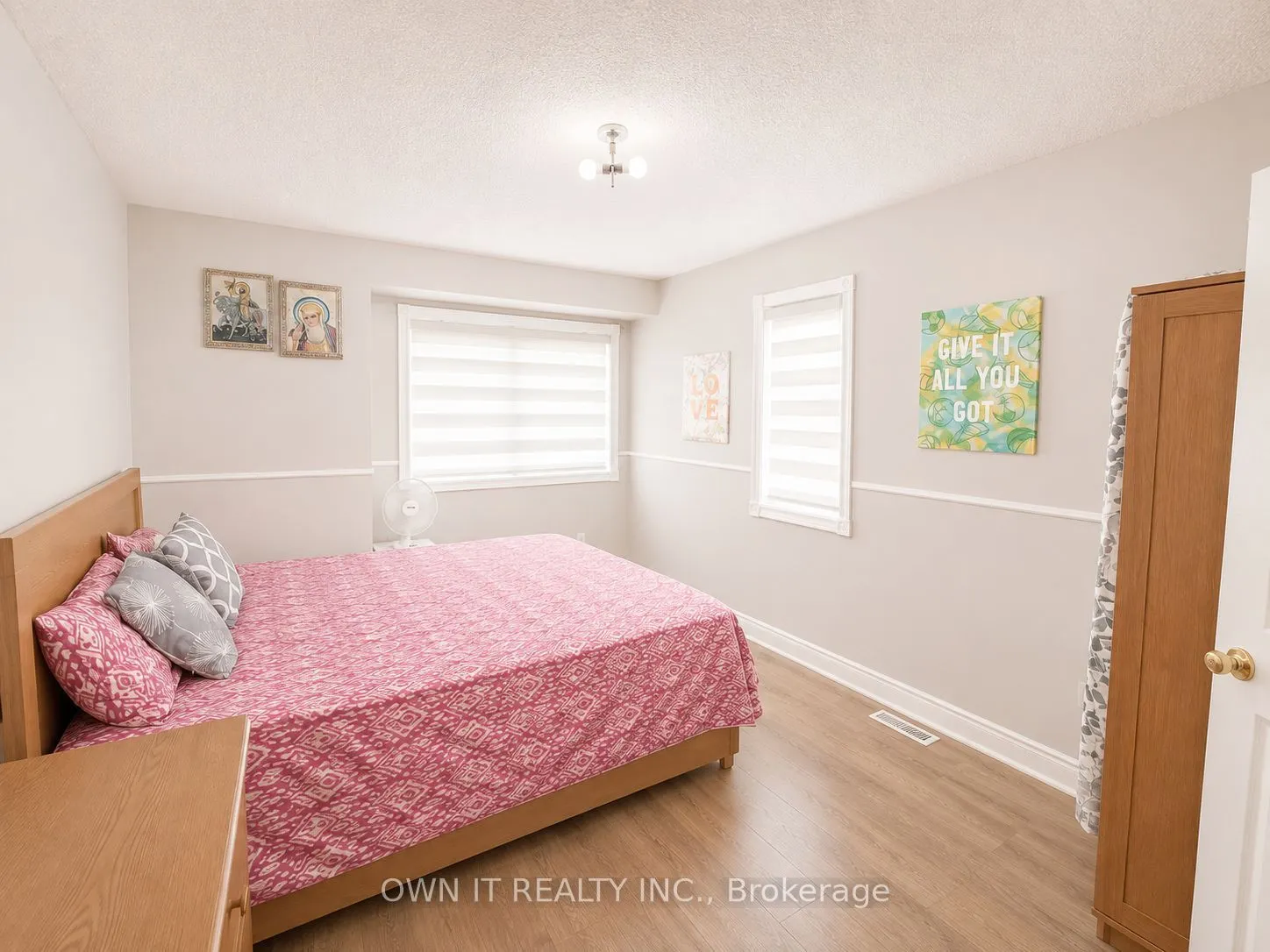 137 Prairie Rose Circle