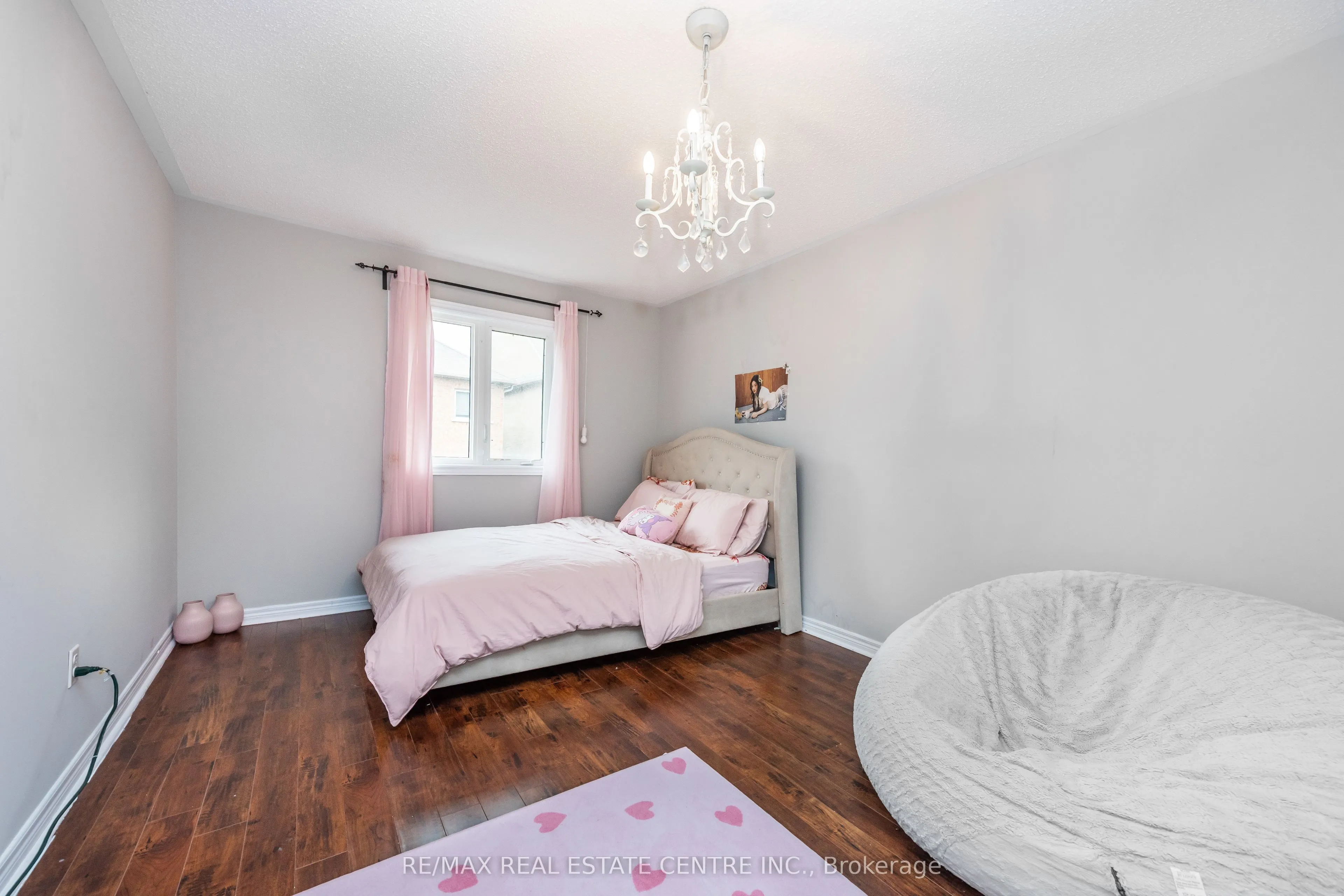 456 Laundon Terrace