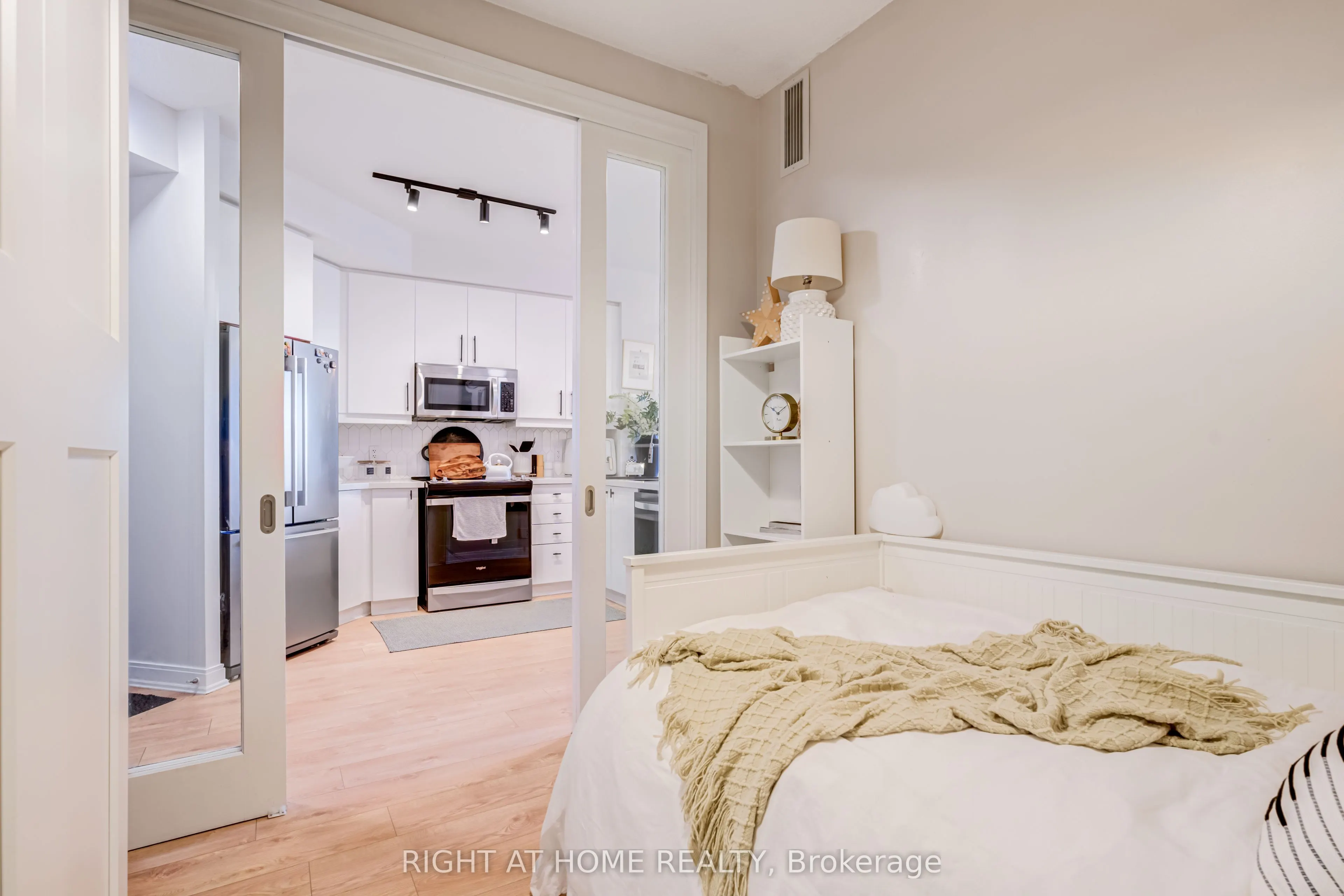 70 Absolute Avenue #1405