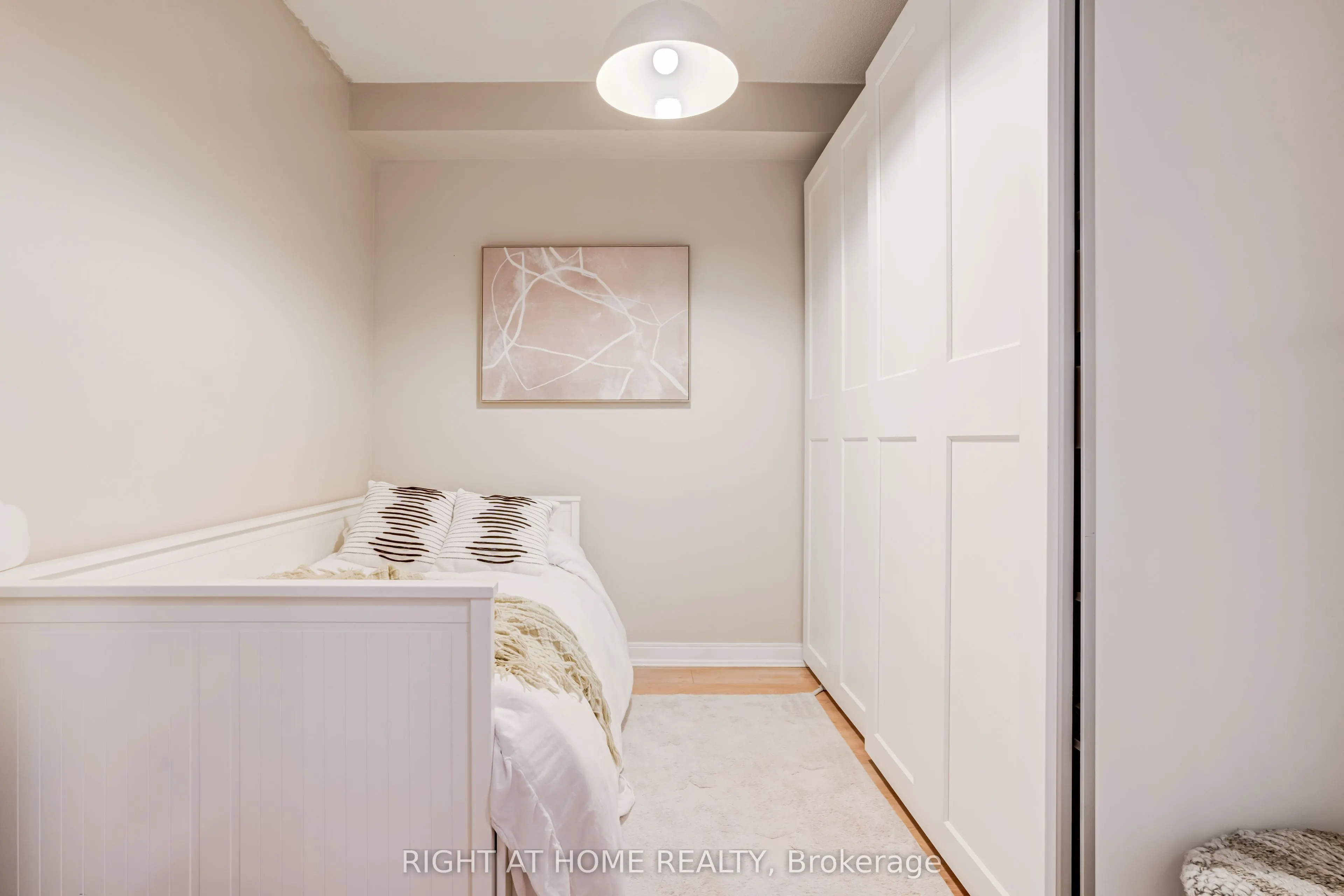 70 Absolute Avenue #1405
