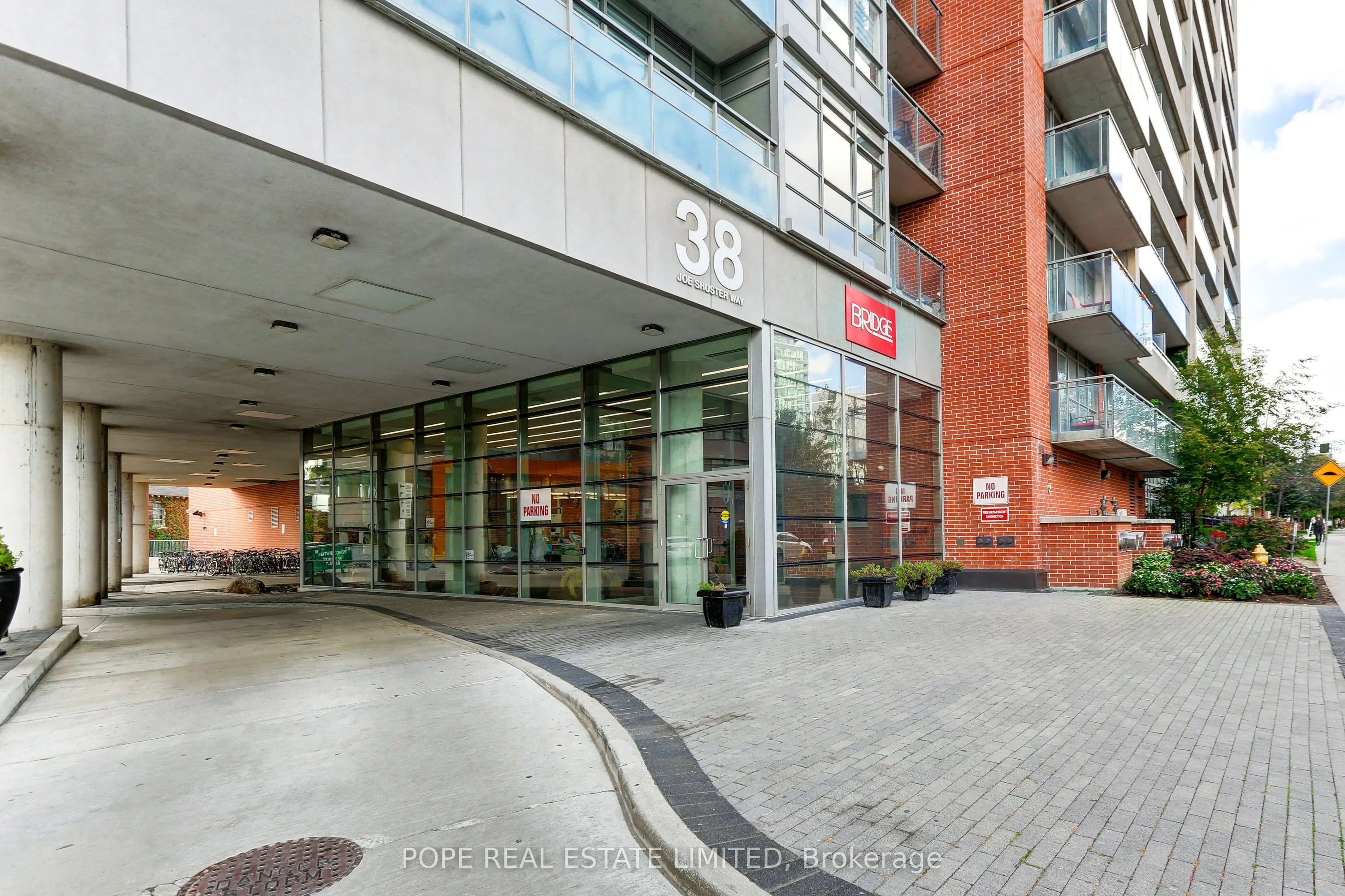 38 Joe Shuster Way #315
