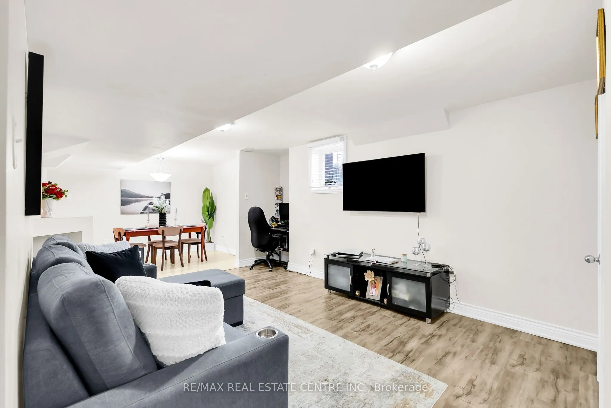 43 Delphinium Way