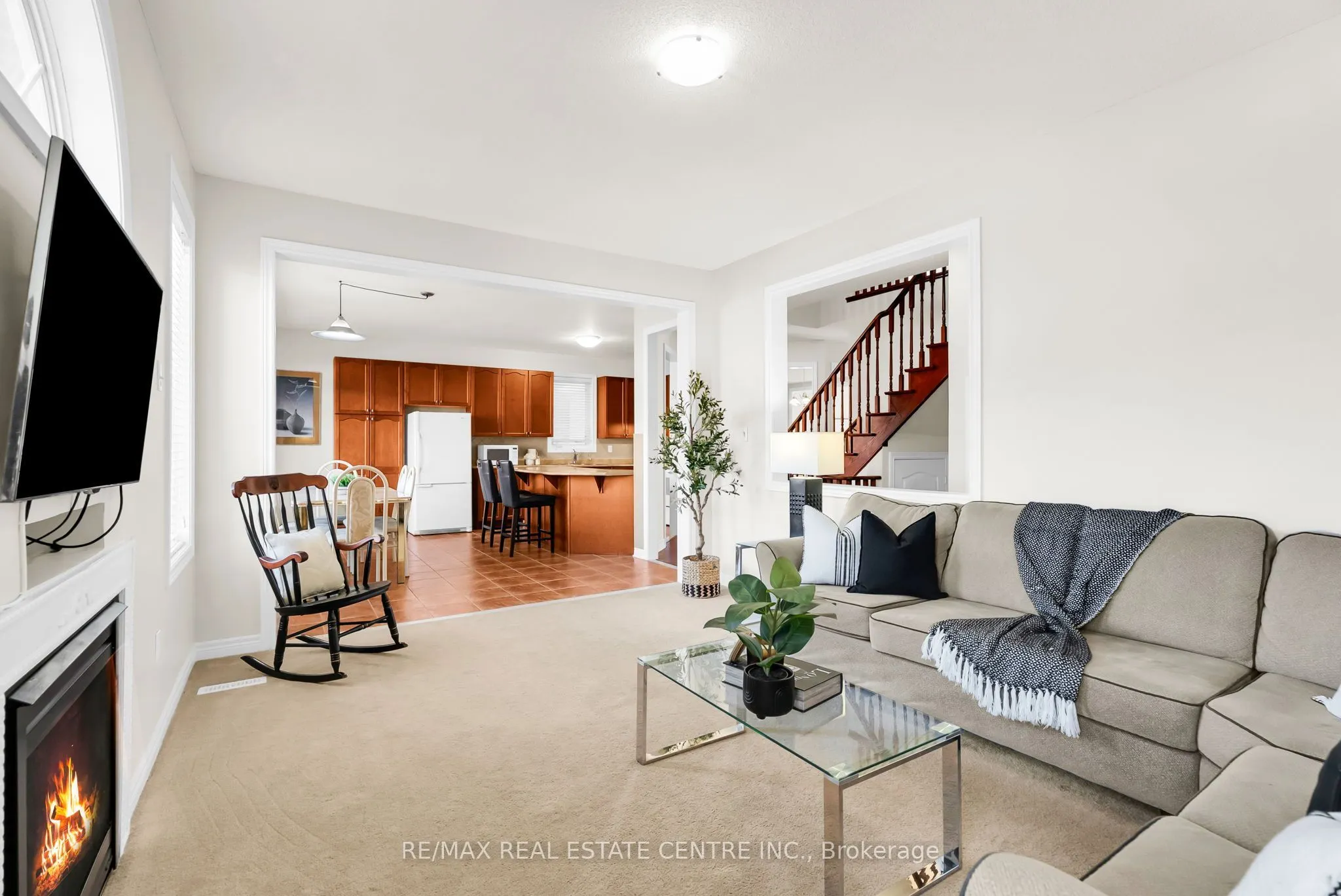 43 Delphinium Way