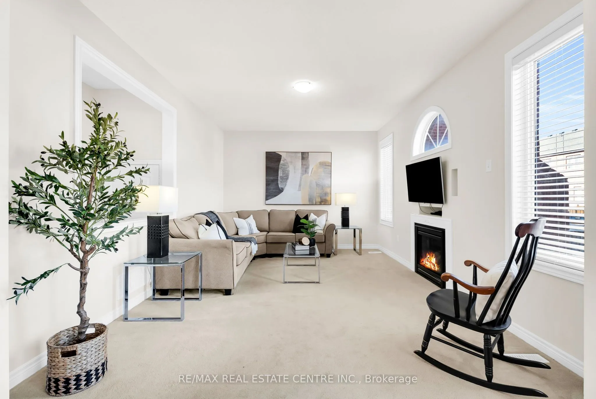 43 Delphinium Way