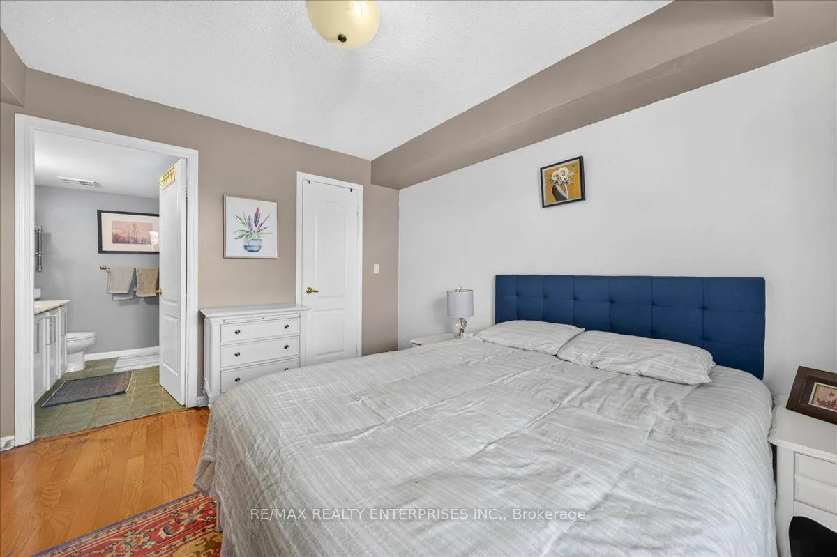 1150 Parkwest Place #403