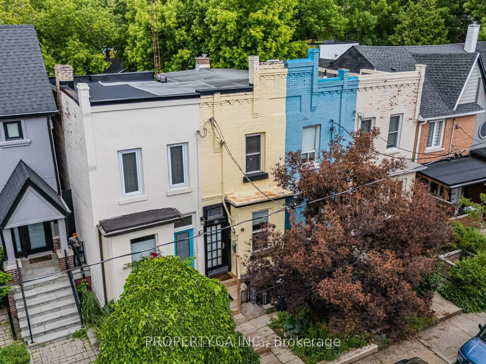18 Saunders Avenue