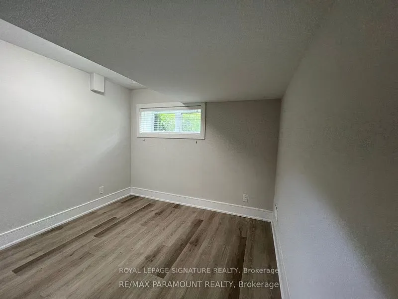 4 Charleston Road #Lower Level