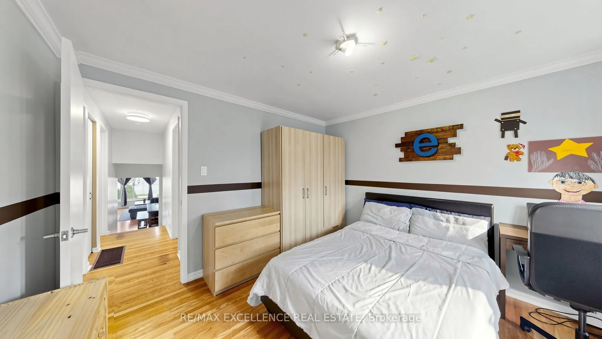 28 Glenvale Boulevard