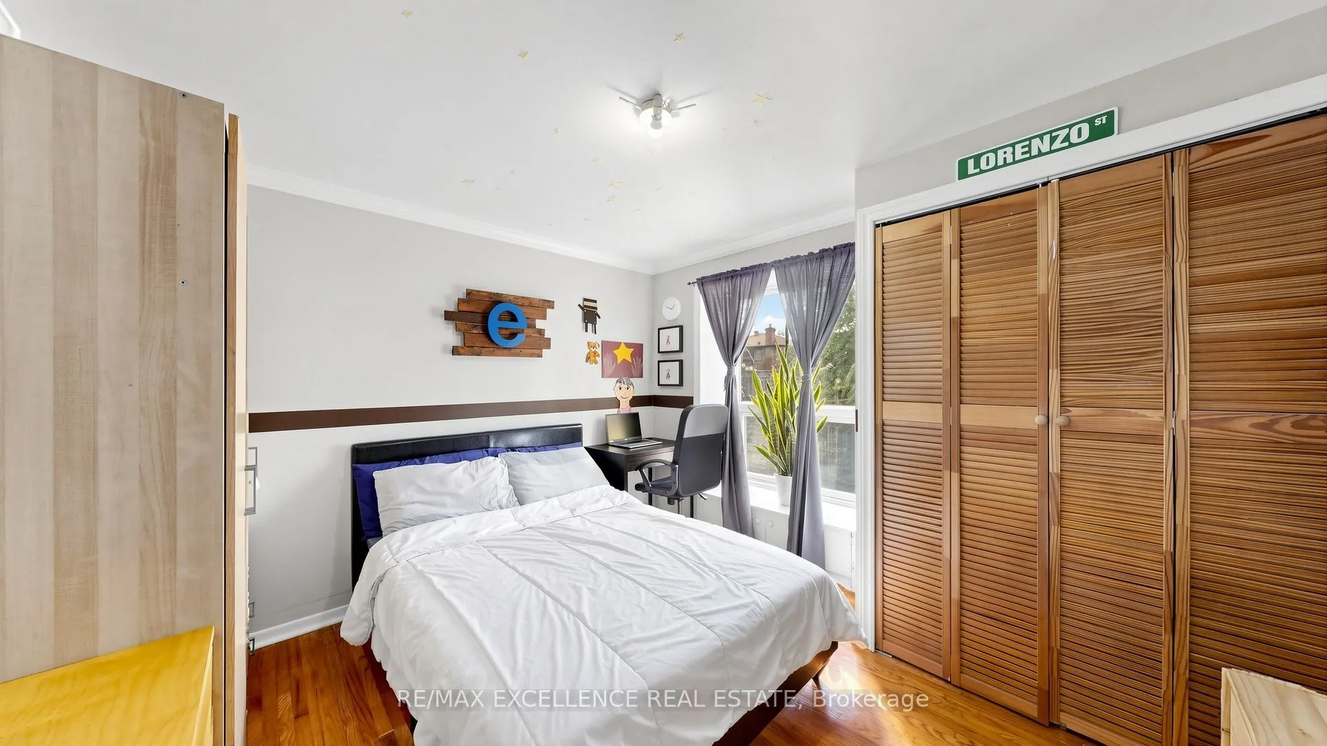 28 Glenvale Boulevard