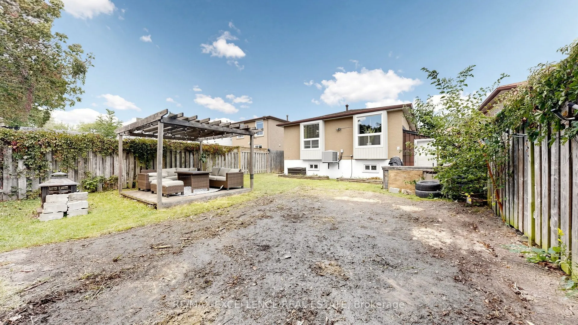 28 Glenvale Boulevard