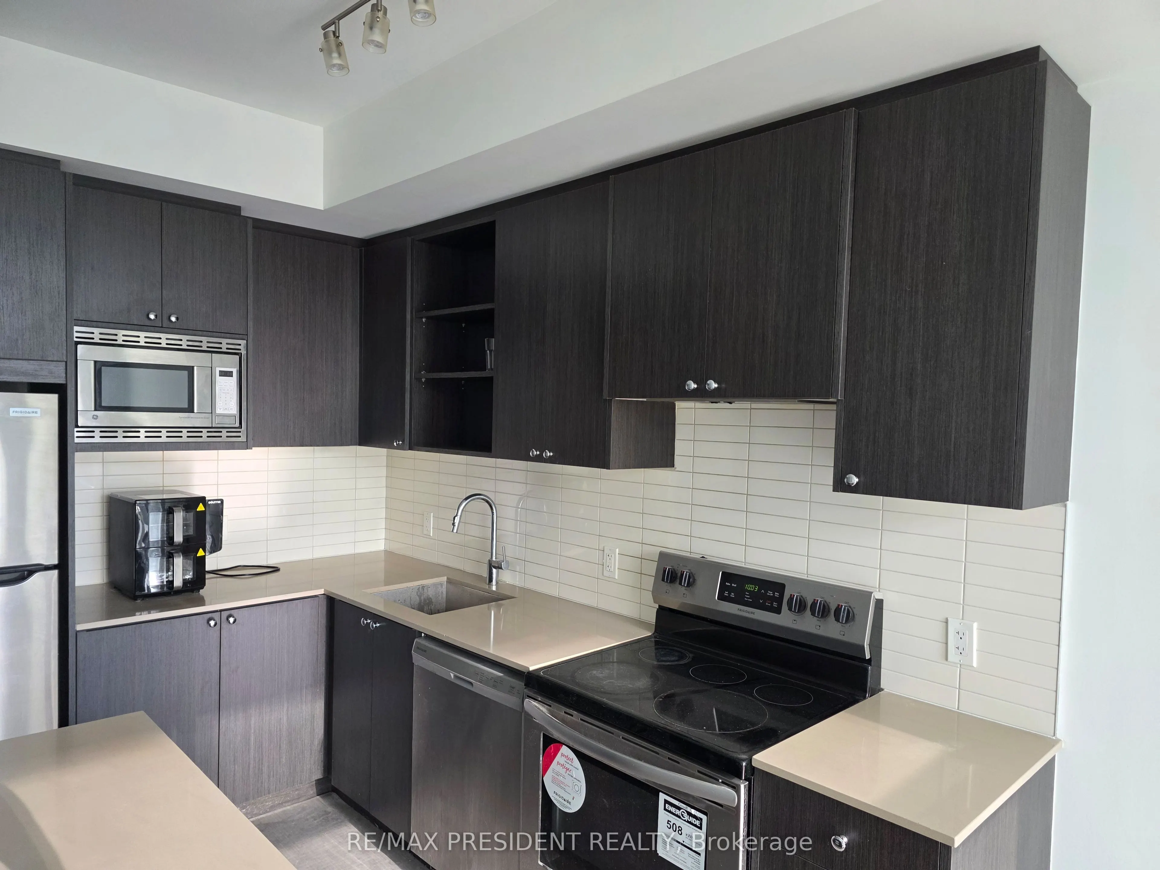 60 George Butchart Drive #112