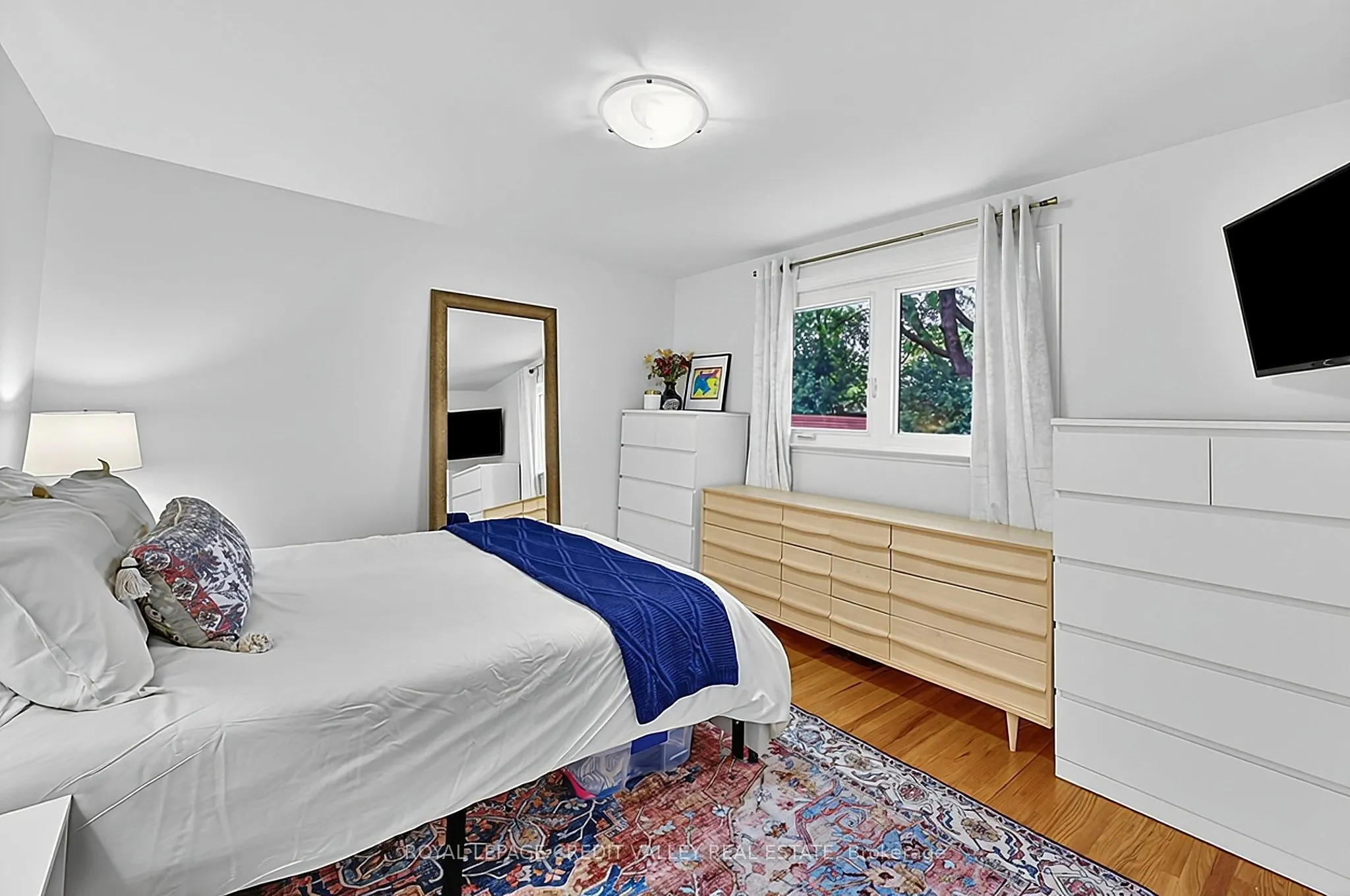 27 Castlemore Drive