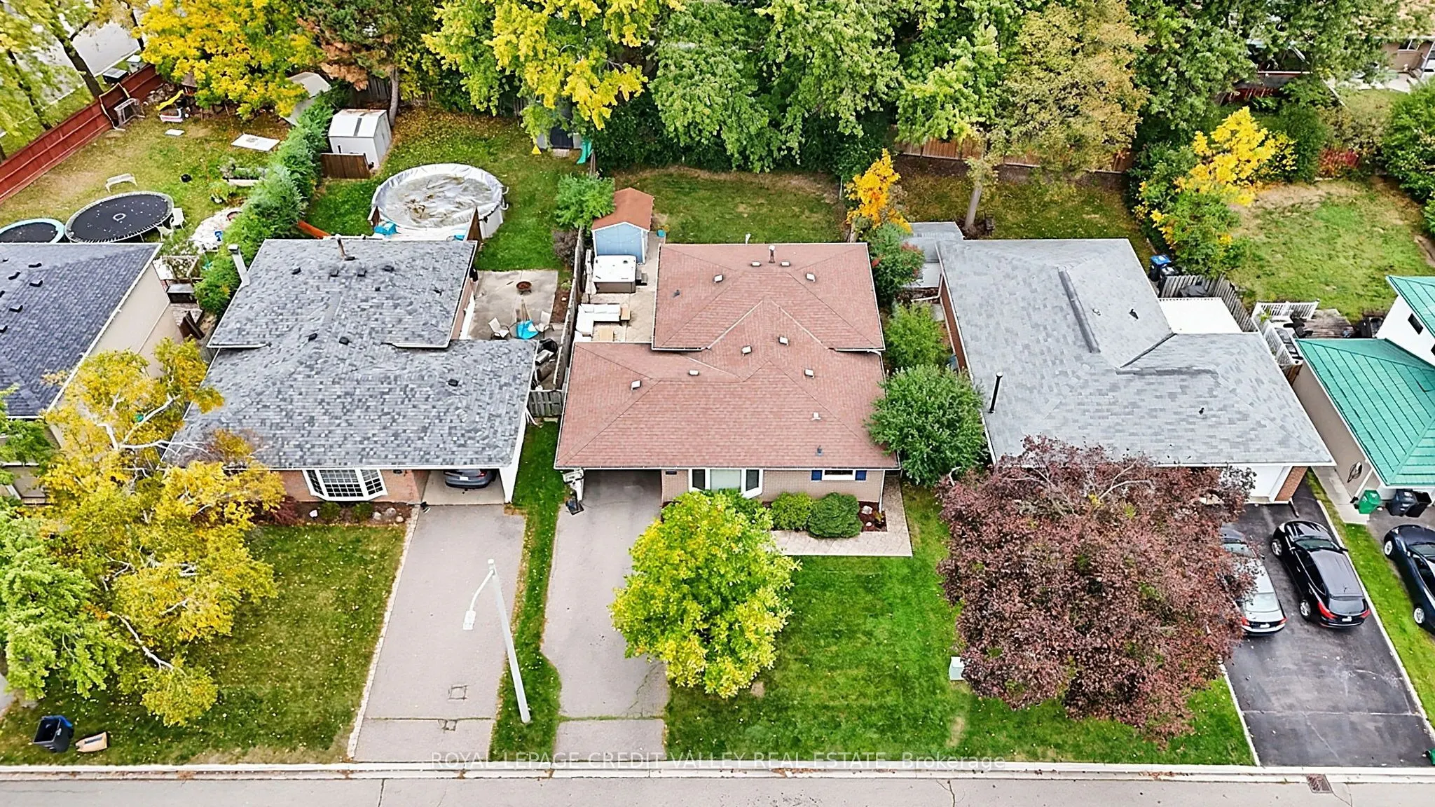27 Castlemore Drive