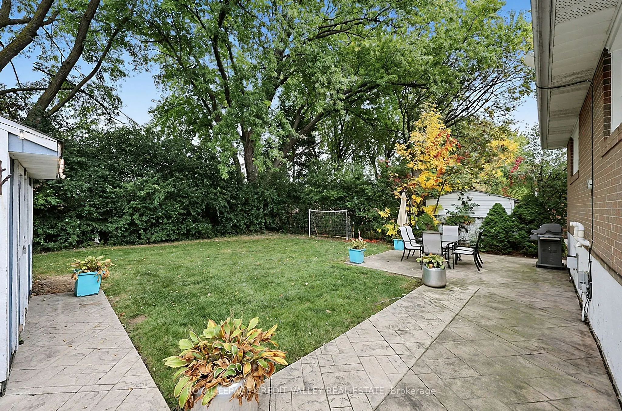 27 Castlemore Drive