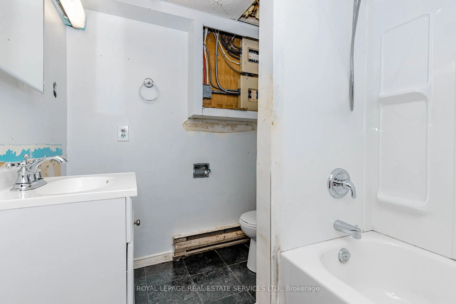 15 Huson Court