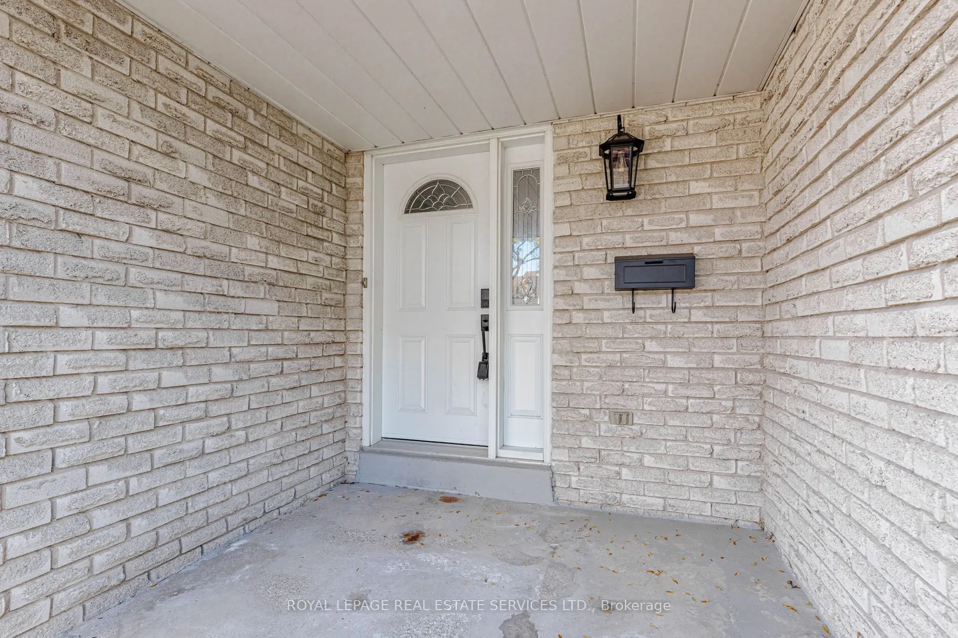 15 Huson Court