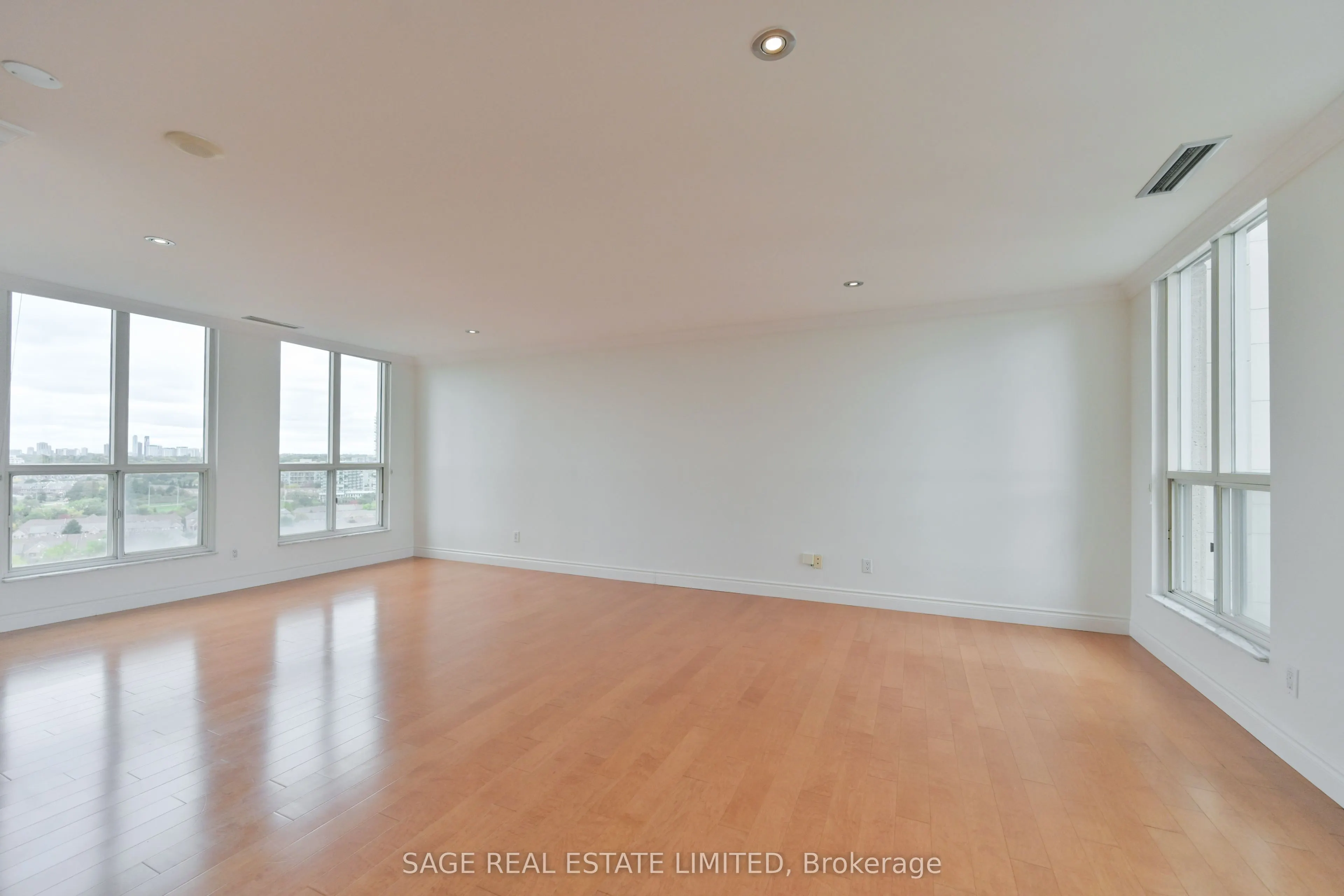 2285 Lake Shore Boulevard W #1806